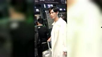 娱乐八卦爆料小姐姐是谁,神秘“小姐姐”身份曝光,网友热议不断! 第3张 娱乐八卦爆料小姐姐是谁,神秘“小姐姐”身份曝光,网友热议不断! 第3张