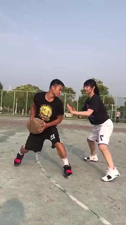 篮球爆料视频怎么做的,幕后技巧与创意解析