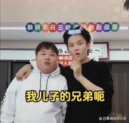 李炮儿爆料新闻视频全集,新闻视频全集深度解析